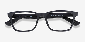 Ray-Ban RB7025 Noir Plastique Montures de lunettes de vue d'EyeBuyDirect, Vue Rapprochée