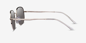 Ray-Ban RB3682 Argenté Métal Soleil de Lunette de vue d'EyeBuyDirect, Vue de Côté