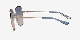 Coach HC7133 C7997 Shiny Light Gold Métal Soleil de Lunette de vue d'EyeBuyDirect, Vue de Côté