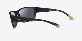 ARNETTE Bushwick Matte Black Plastique Soleil de Lunette de vue d'EyeBuyDirect, Vue de Côté