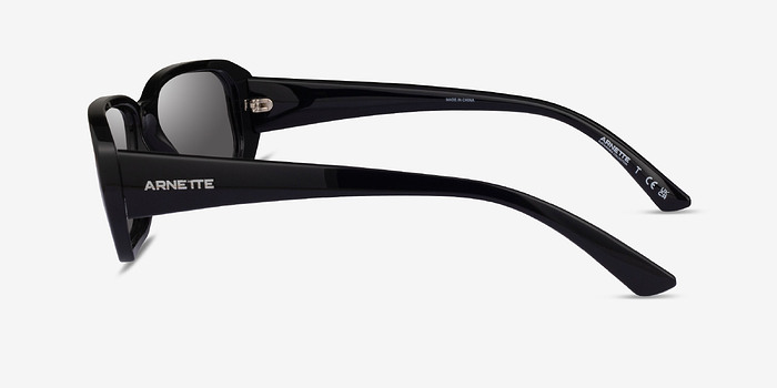 ARNETTE Gringo Shiny Black Plastique Soleil de Lunette de vue d'EyeBuyDirect