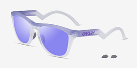 Oakley OO9289 Frogskins Tm Matte Purple Clear Plastique Soleil de Lunette de vue d'EyeBuyDirect, Vue d'Angle