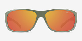 ARNETTE Uka-Uka Vert Plastique Soleil de Lunette de vue d'EyeBuyDirect, Vue de Face