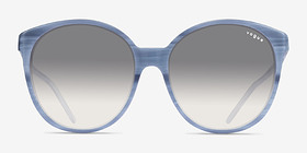 Vogue Eyewear VO5509S Ischia Striped Blue Acétate Soleil de Lunette de vue d'EyeBuyDirect, Vue de Face