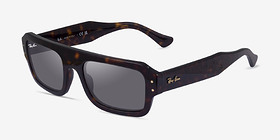 Ray-Ban RB4454 Lukas Écailles Éco-responsable Soleil de Lunette de vue d'EyeBuyDirect, Vue d'Angle