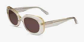 Aretha Crystal Light Yellow Acétate Soleil de Lunette de vue d'EyeBuyDirect, Vue d'Angle