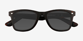 Finlee Écailles Plastique Soleil de Lunette de vue d'EyeBuyDirect, Vue Rapprochée