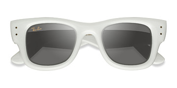 Polished White Ray-Ban RB4940 Wayfarer Puffer -  Plastique Lunettes de soleil