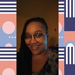 Monique J G. - Pink Floral - round - plastic-metal