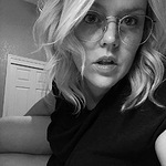 Garada V. - Bronze - round - metal